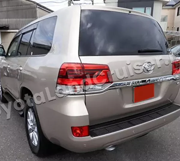 TOYOTA LANDCRUISER 200 AX-G