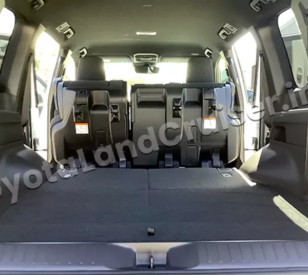 TOYOTA LANDCRUISER 300 GXL