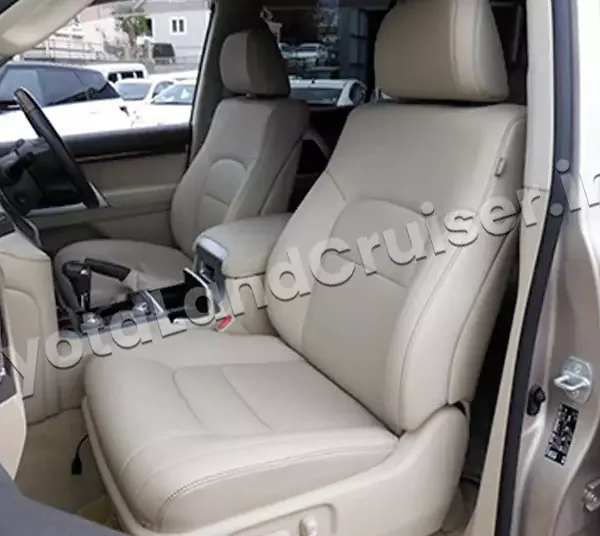 TOYOTA LANDCRUISER 200 AX-G